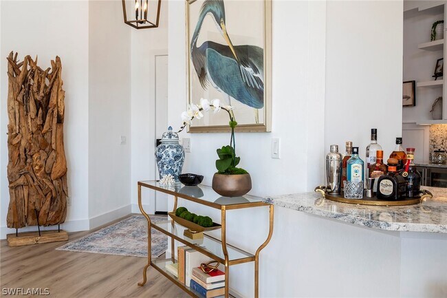 Building Photo - 1540 Clermont Dr