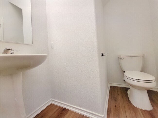 Building Photo - 7232 Dancing Wind Ln