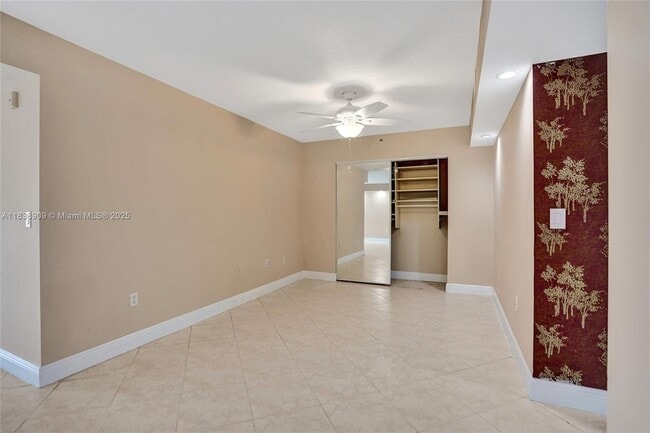 Building Photo - 12547 Imperial Isle Dr