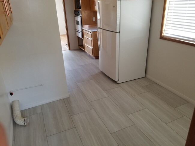 Building Photo - Beautiful Remodeled 3bd 2ba House in Wiseb...