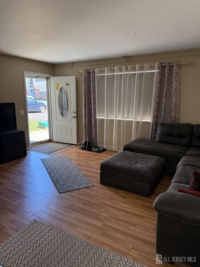 Building Photo - 1 Oklahoma Dr