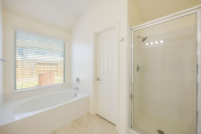 Building Photo - 20602 Naples Terrace Ln