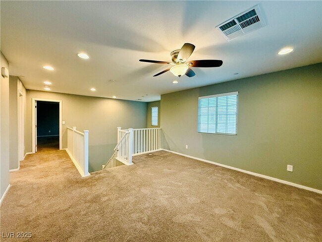 Building Photo - 253 Kindly Way