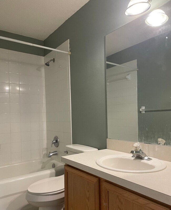 Building Photo - 4102 Waterside Island Ct