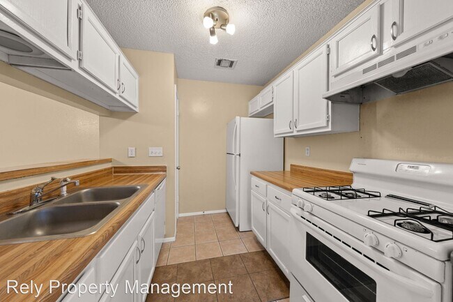 Building Photo - 2 br, 2 bath House - 313 Greenlawn Blvd