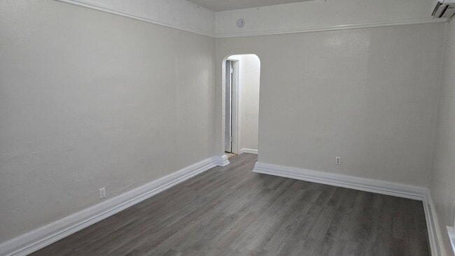 Building Photo - Charming 2 Bed, 1 Bath Home for Rent!