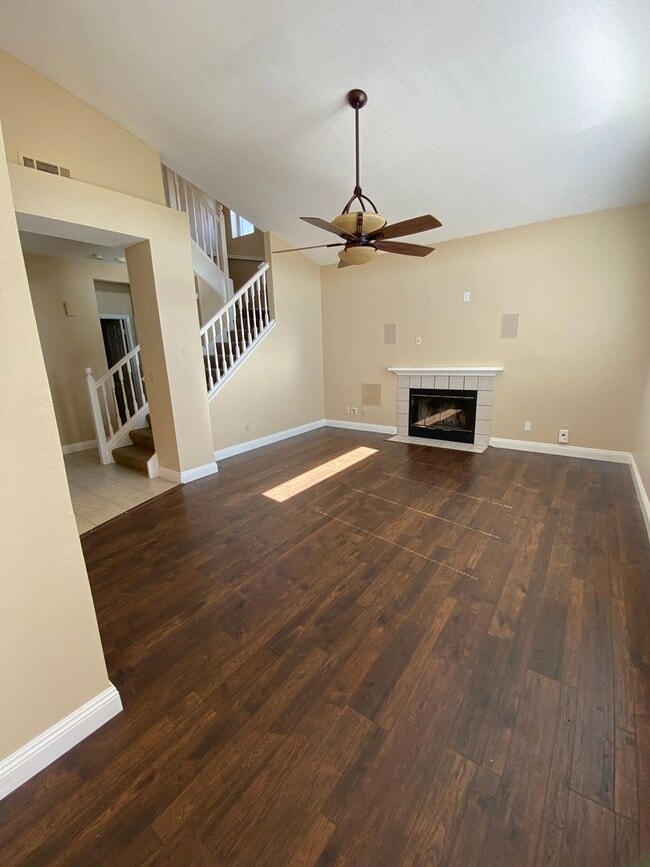 Building Photo - 2 Primary Bedrooms - Close to Travis Air Base - with No Rear Neighbors!