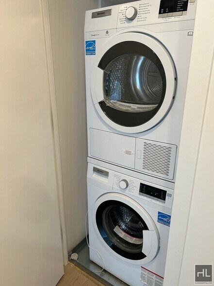 Building Photo - NORTHERN BOULEVARD