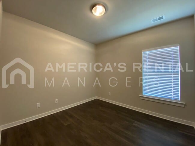 Building Photo - Home for Rent in Jemison, AL...Available to View Now!