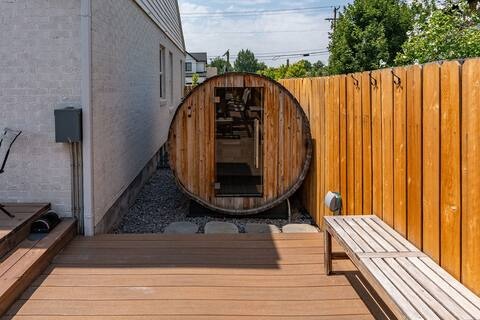 Building Photo - 1951 S 1700 E