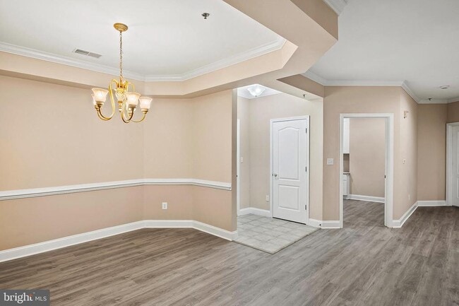 Building Photo - 2115 Ganton Green