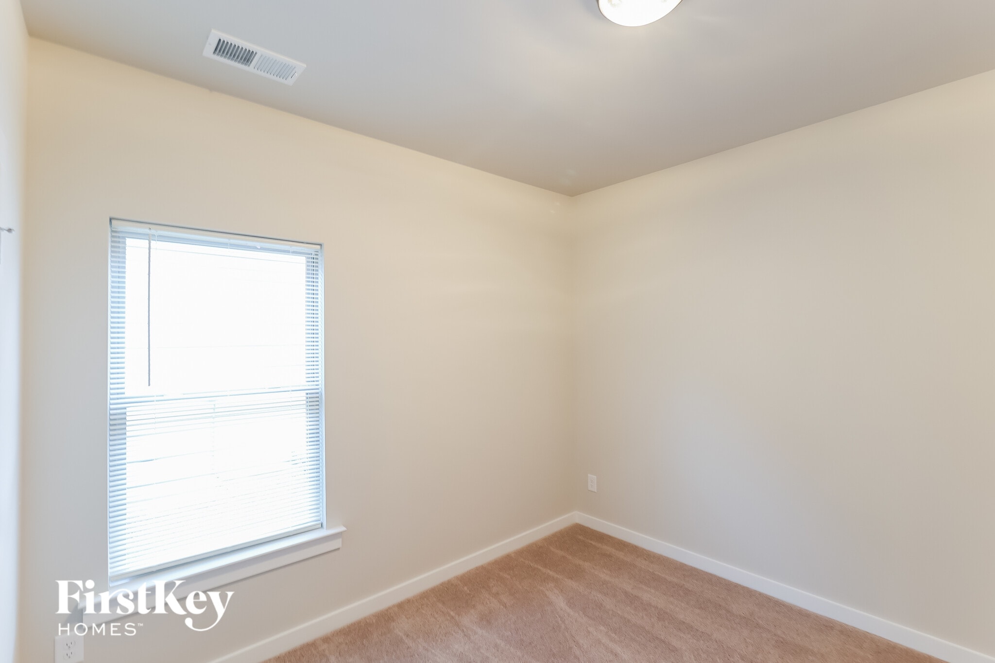 Building Photo - 61 County Rd 1700