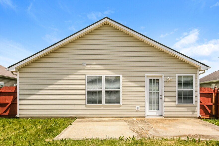 Building Photo - 5614 Sweet River Dr