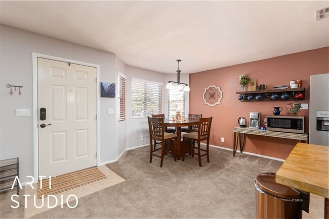 Building Photo - 835 Mesquite Springs Dr
