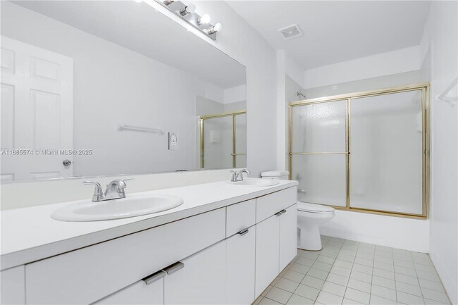 Building Photo - 3224 SW 175th Ave