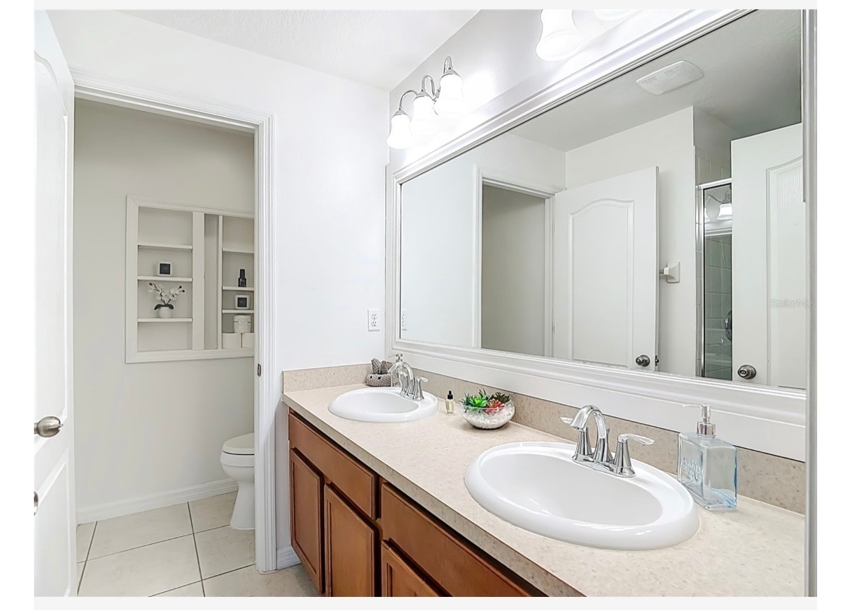 Building Photo - 4194 Winding Vine Dr