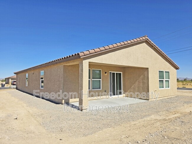 Building Photo - 660 Huyana Wind Dr