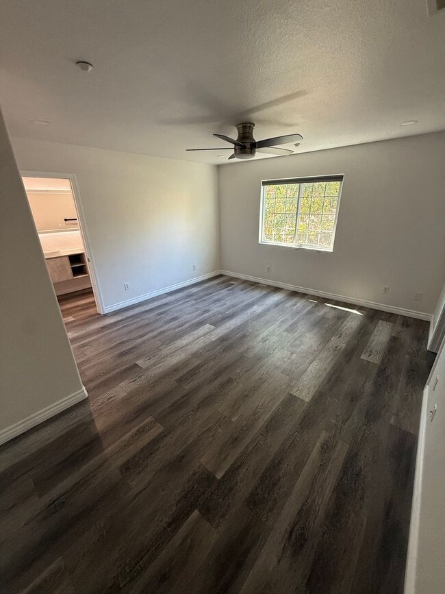 Building Photo - 5084 Guava Ave