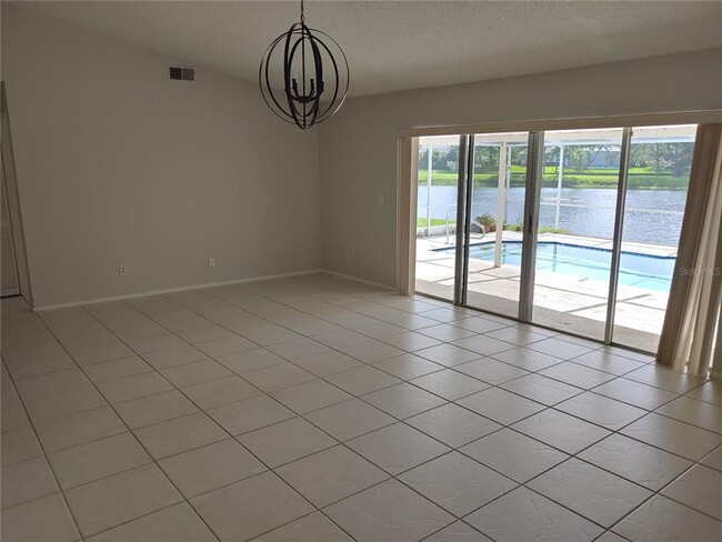 Building Photo - 525 Moreno Cir NE