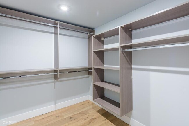 Building Photo - 1 bedroom in Chicago IL 60642