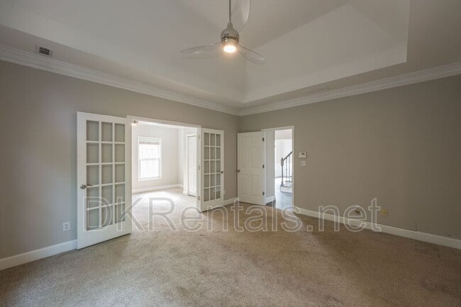 Building Photo - 1512 Fallen Leaf Dr SW