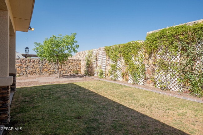 Building Photo - 1664 Hermit Thrush Pl