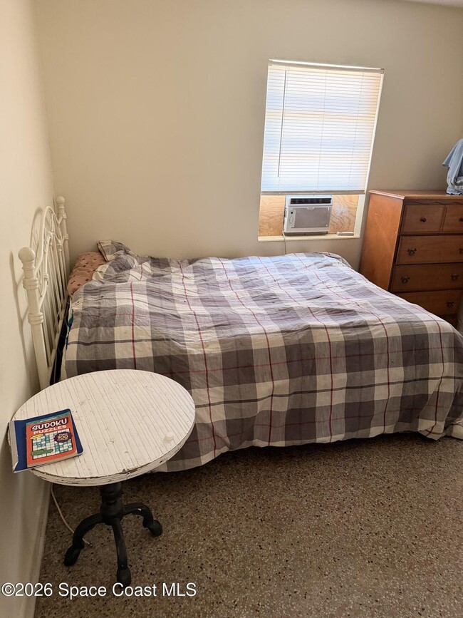 Building Photo - 602 Josephine St