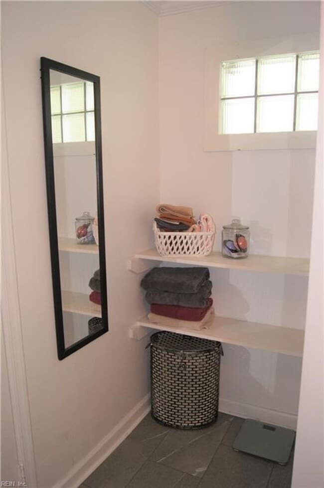 Building Photo - Carney Park