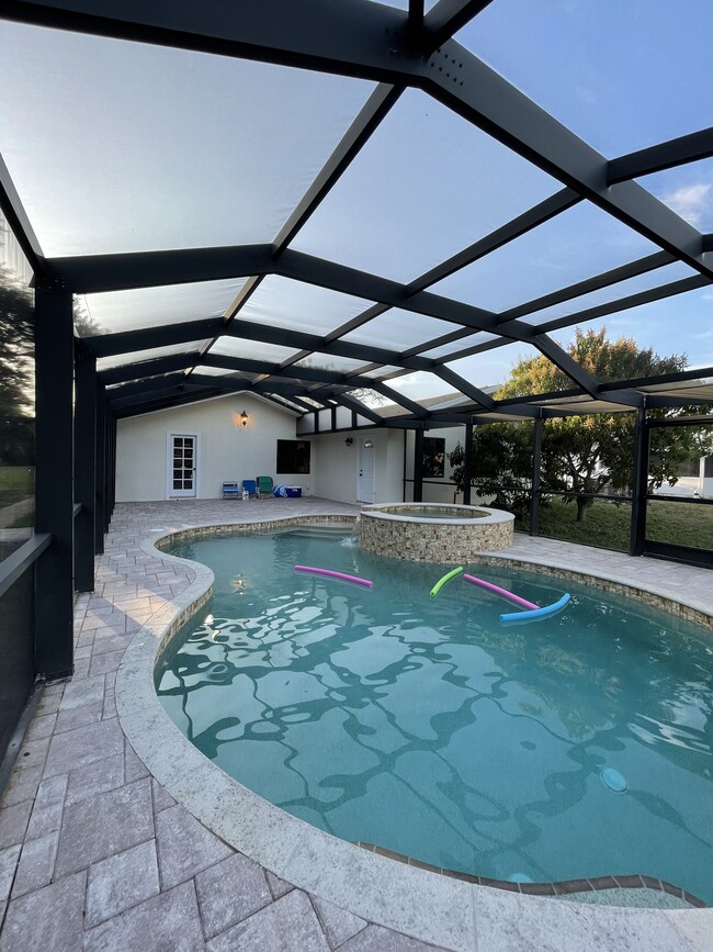 Building Photo - 27989 Lance Dr