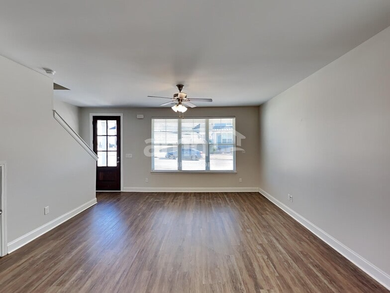 Building Photo - 5226 Tupelo St