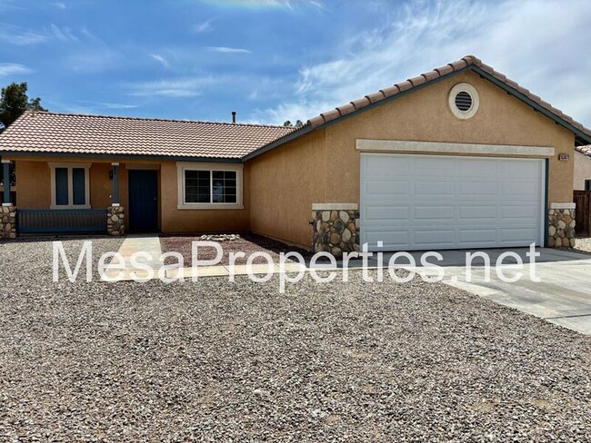 Building Photo - 15307 Ross Dr
