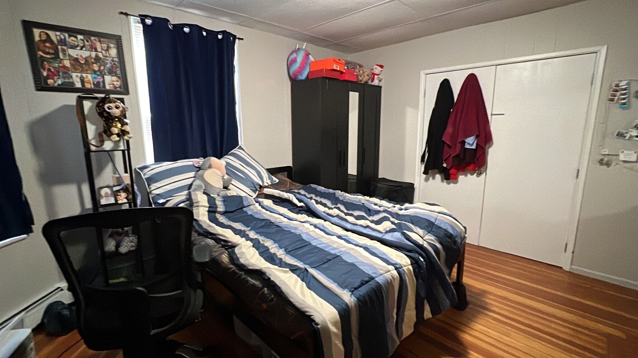 Building Photo - 158 Holland St