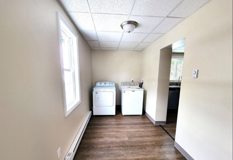 Building Photo - 1210 Swetland St