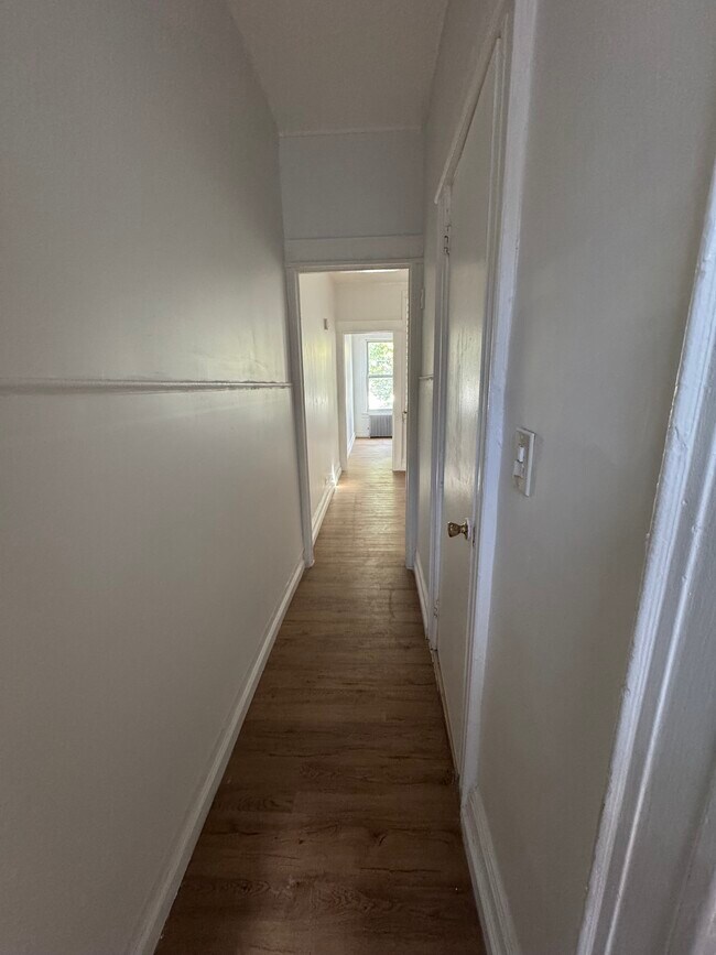 Building Photo - 7329 69th Pl