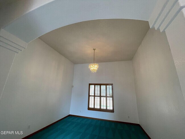 Building Photo - 6851 Rock Canyon Dr