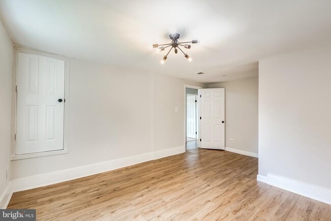 Building Photo - 24436 Lenah Rd