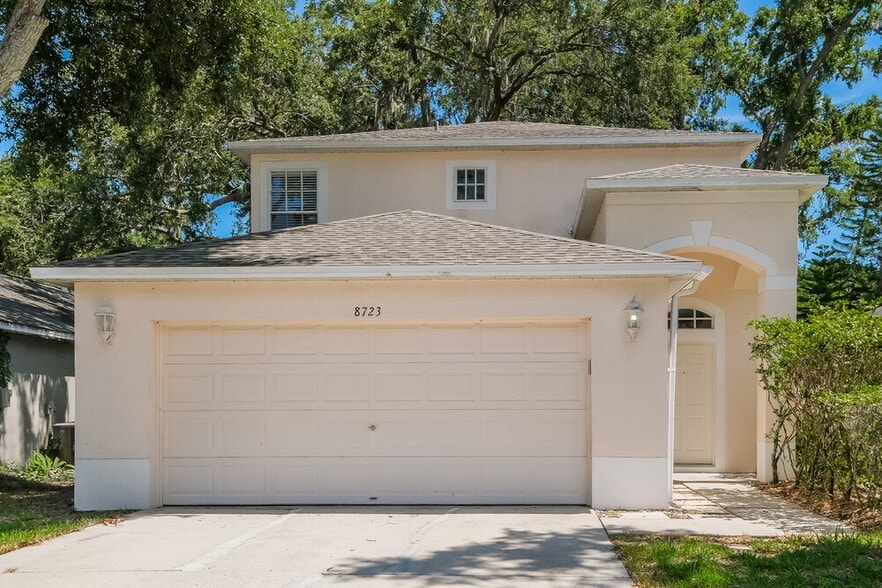 Primary Photo - 8723 Morrison Oaks Ct