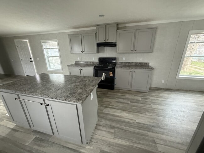 Building Photo - 430 N Crotty Ln