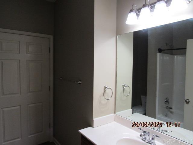 Building Photo - 1410 Robins St