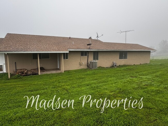 Building Photo - 784 Flag Creek Rd