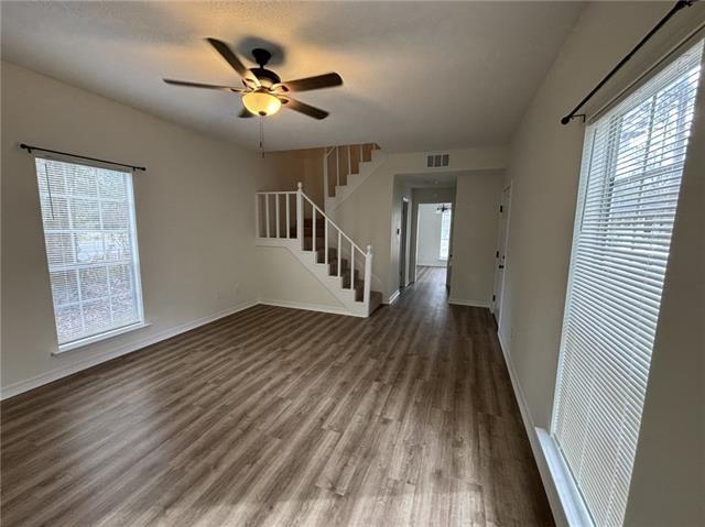 Building Photo - 103 W St Mary Dr