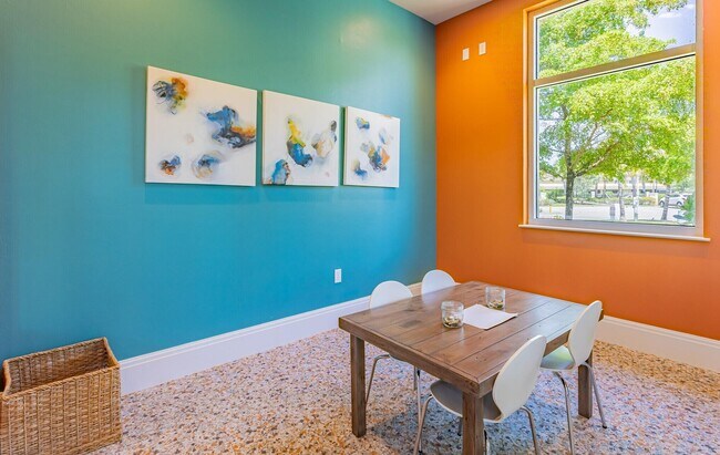 Building Photo - 4590 Winkler Ave