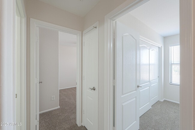 Building Photo - 40402 W Hayden Dr