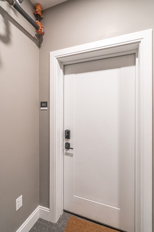 Building Photo - 71 Border St