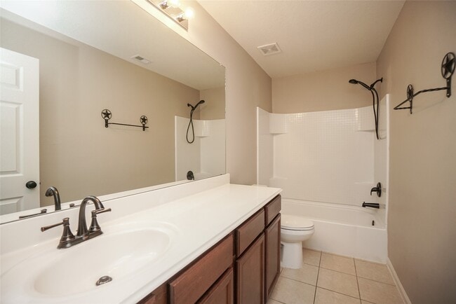 Building Photo - 24603 Osprey Point Dr