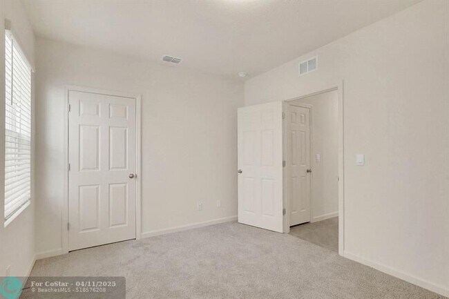 Building Photo - 12259 Rimini Wy