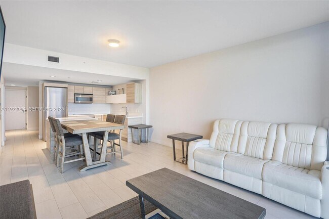 Building Photo - 16385 Biscayne Blvd