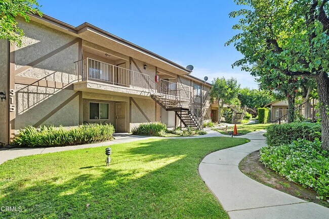 Building Photo - Bright 1-Bed with In-Unit Laundry, Central AC, and Carport in Prime Alhambra Location