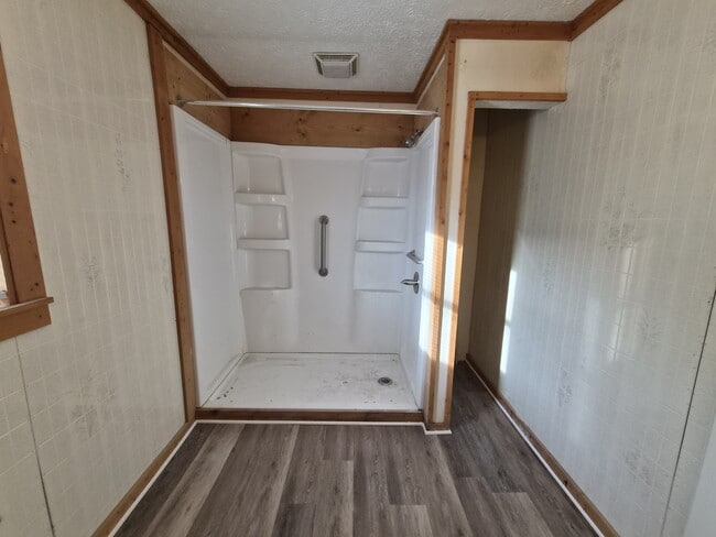 Building Photo - 2607 Lincoln St