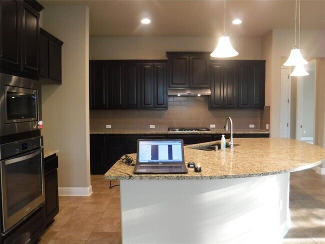 Building Photo - 408 Dry Gulch Bend
